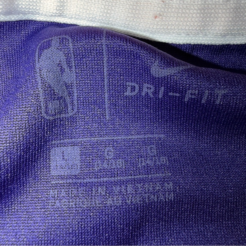 Nike Phoenix suns Devin Booker jersey number 1. Youth size large or women’s‎ S - Picture 5 of 5